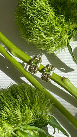 Morphose02 Peridot Hoop Earrings