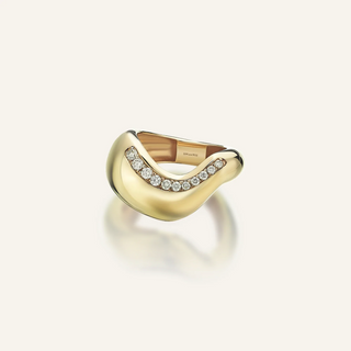 Stream Diamond Ring in Yellow Gold